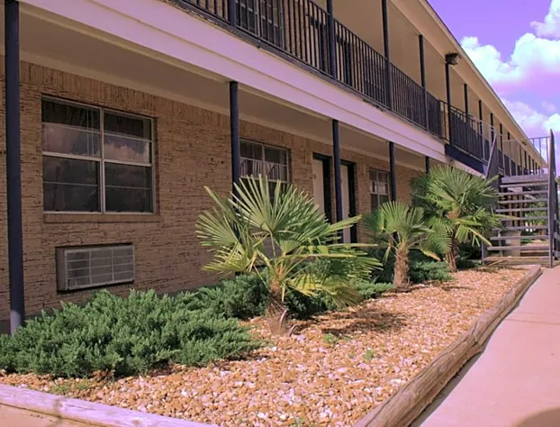 Somerville Inn and Suites hotel detail image 4