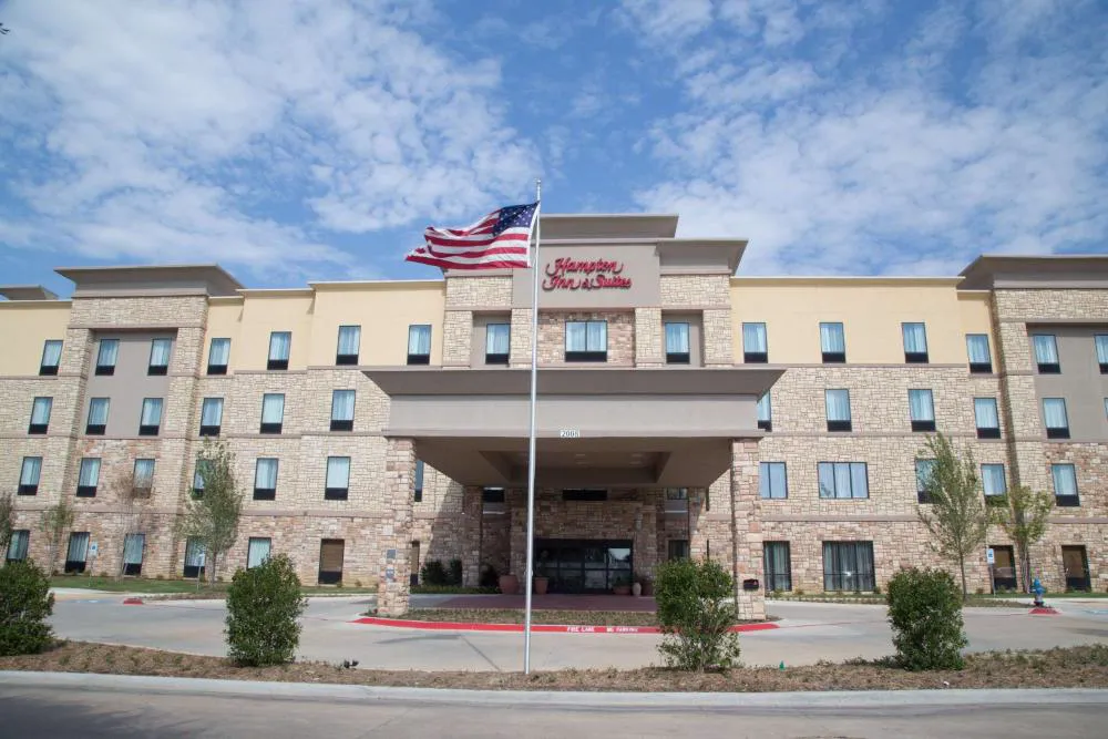 Hampton Inn & Suites McKinney hotel hero