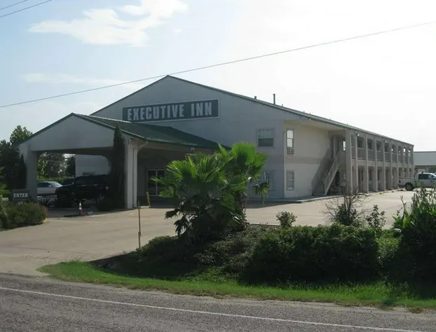 Executive Inn & Suites Schulenburg hotel detail image 1