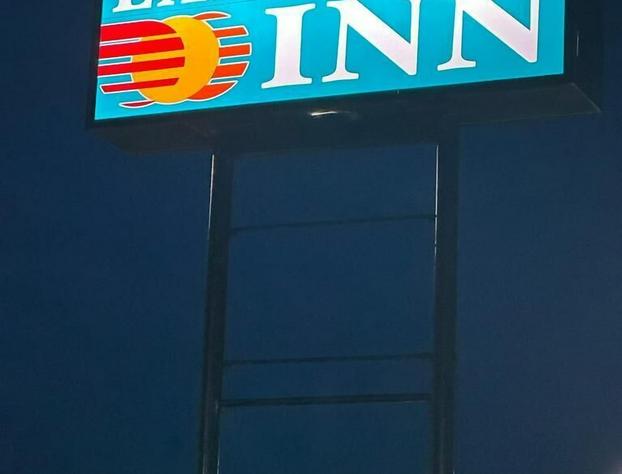 Executive Inn hotel detail image 4