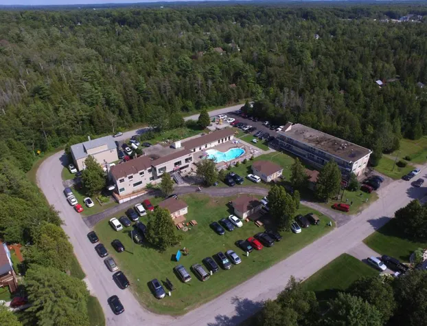 Sauble Beach Lodge hotel detail image 4