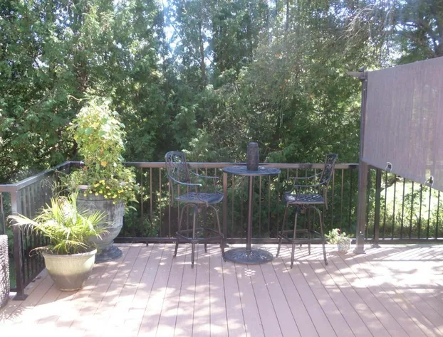 Inn on the Moraine hotel detail image 1