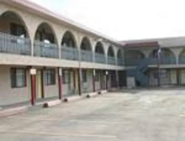 Pleasant Valley Motel hotel detail image 1