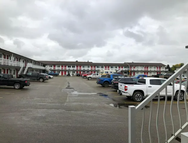 Red Deer Inn & Suites hotel detail image 4