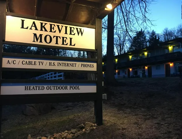Lakeview Motel hotel detail image 1