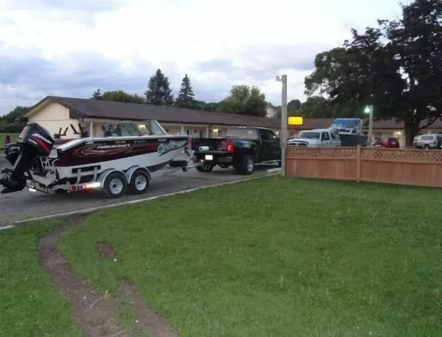 Budget Inn Port Hope hotel detail image 4