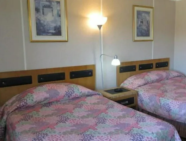 Peterboro Express Inn hotel detail image 1