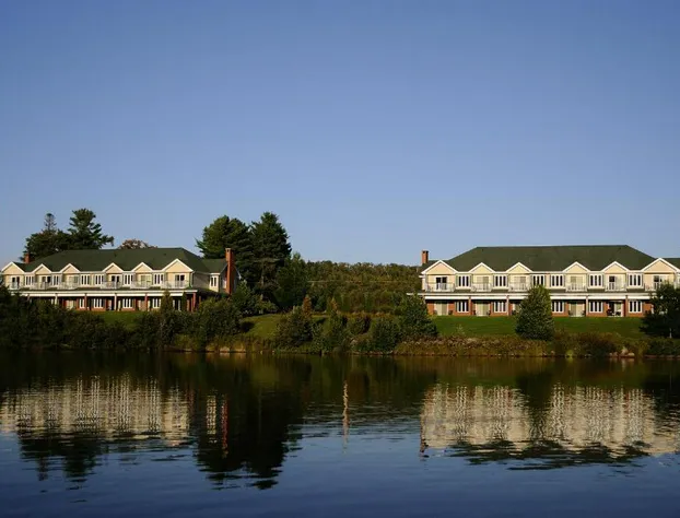 Auberge du Lac-à-l'Eau-Claire hotel detail image 2