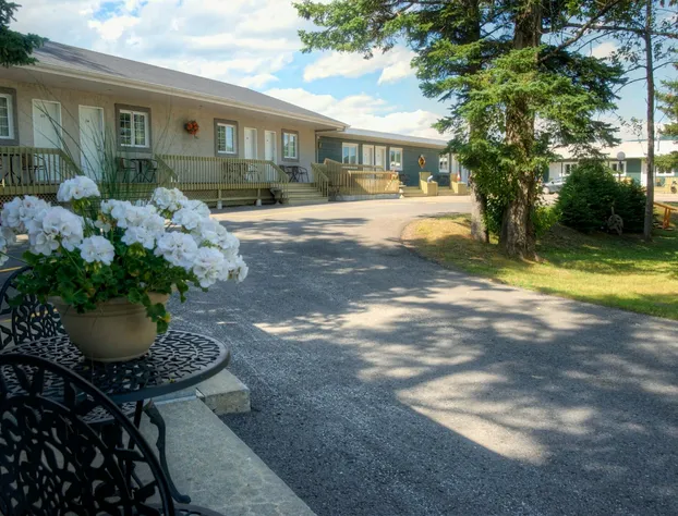 Motel Des Cascades hotel detail image 2