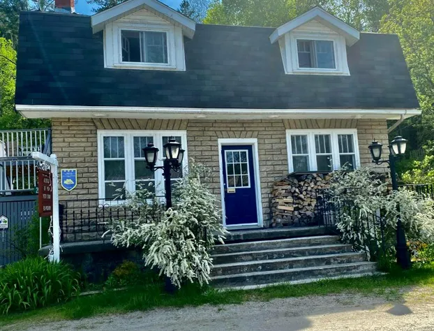 Auberge De Mon Petit Chum B&B hotel detail image 2