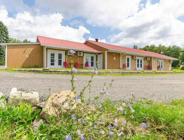 Motel Le Saint Alex hotel detail image 1