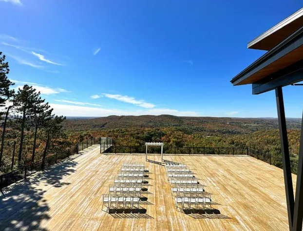 Auberge de la Montagne Coupée hotel detail image 1