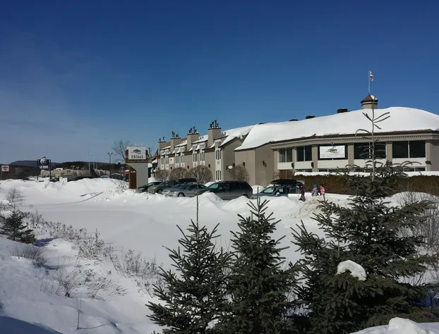 Hotel Vacances Tremblant hotel detail image 4