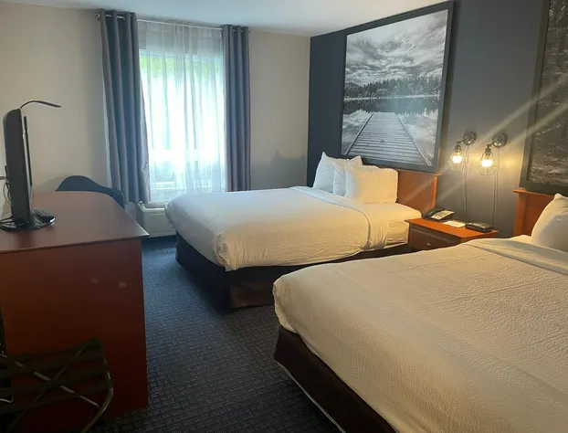 Super 8 by Wyndham Sainte Agathe Des Monts hotel detail image 4