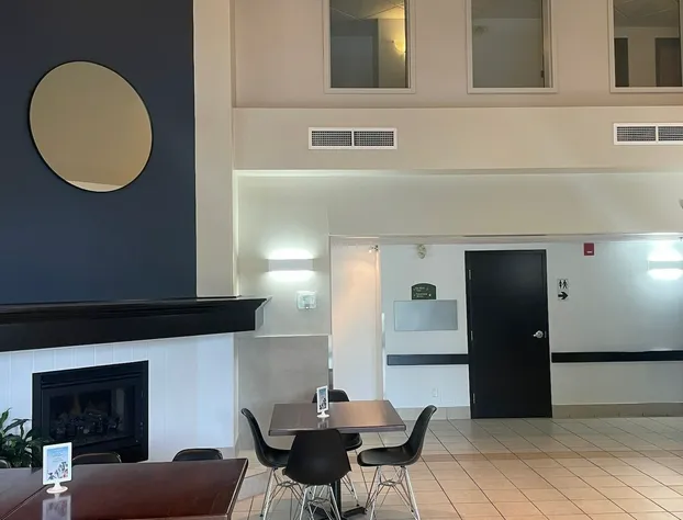 Super 8 by Wyndham Sainte Agathe Des Monts hotel detail image 2