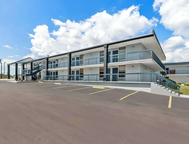 Rodeway Inn Dalton South hotel detail image 4