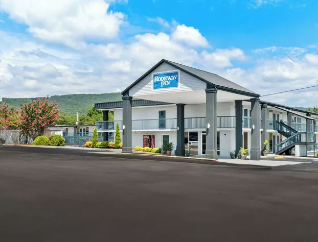 Rodeway Inn Dalton South hotel detail image 1