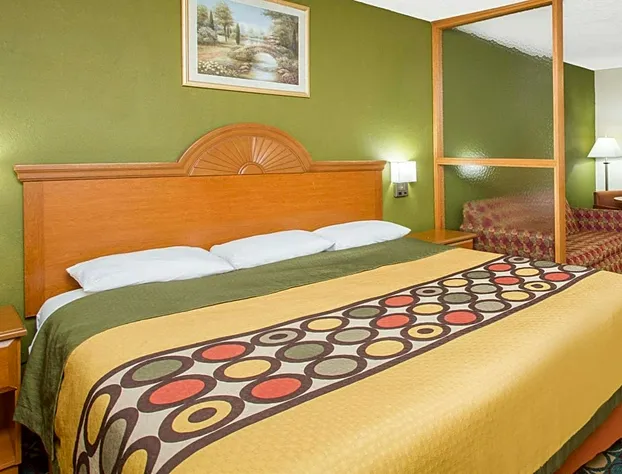 Super 8 by Wyndham Spartanburg/I-26 Exit 22 hotel detail image 4