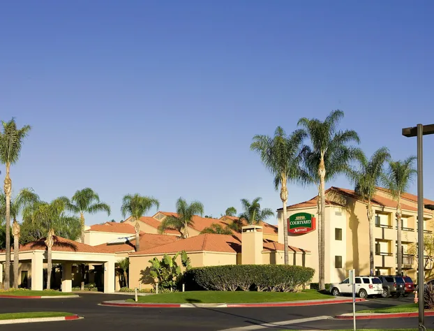 Courtyard by Marriott San Diego Sorrento Valley hotel detail image 1
