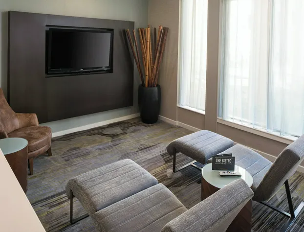 Courtyard by Marriott San Diego Sorrento Valley hotel detail image 4