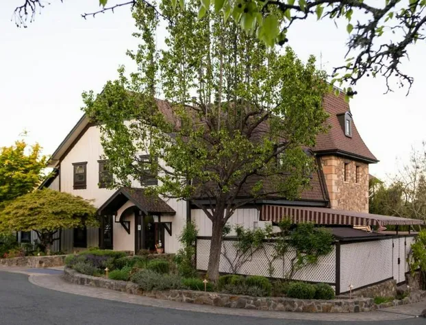 Le Petit Pali St. Helena hotel detail image 4