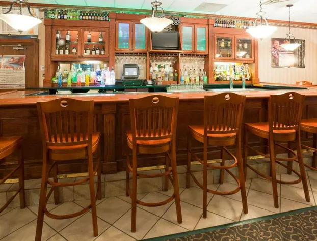 Holiday Inn & Conference Center Marshfield by IHG hotel detail image 4