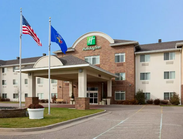 Holiday Inn & Conference Center Marshfield by IHG hotel detail image 1