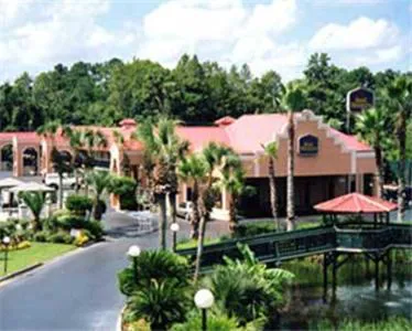 Baymont by Wyndham Lake City I-75 hotel detail image 2