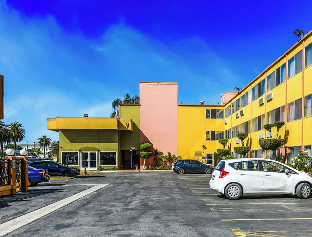 Vagabond Inn Long Beach hotel detail image 3