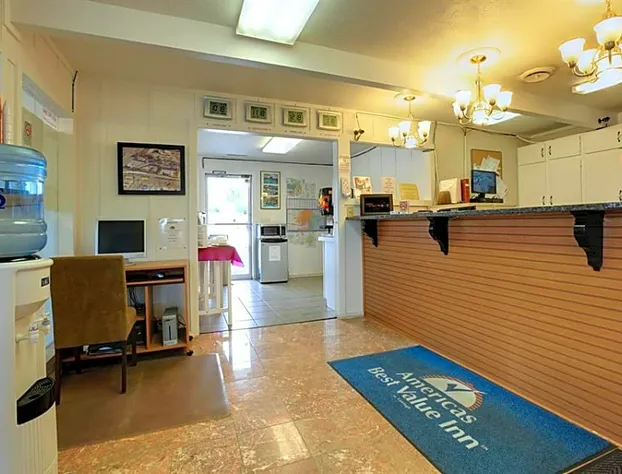 Americas Best Value Inn/Salina hotel detail image 2