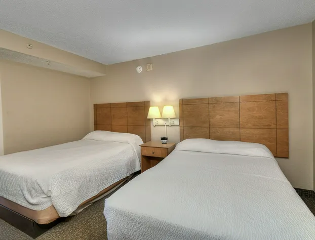 Landmark Resort By Elliott Beach Rentals hotel detail image 3