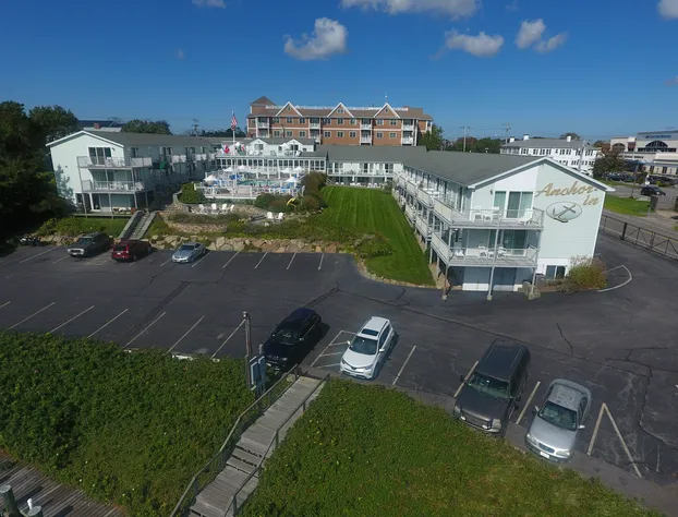 Anchor In Distinctive Waterfront Lodging hotel detail image 3