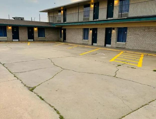 Travel Inn & Suites hotel detail image 1