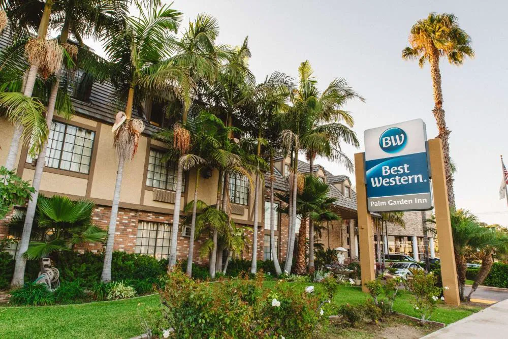Best Western Palm Garden Inn hotel hero
