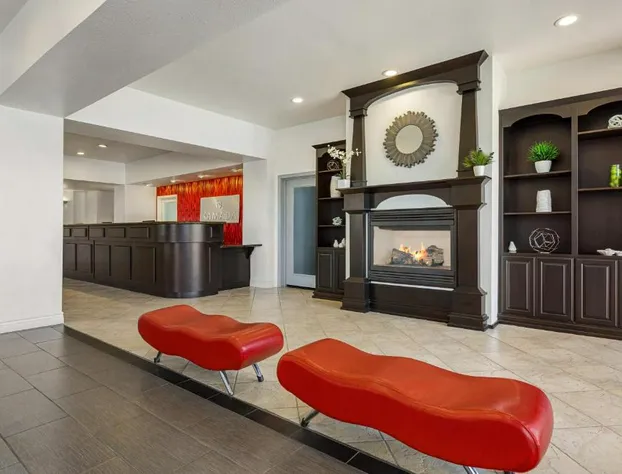 Ramada by Wyndham Marina hotel detail image 3