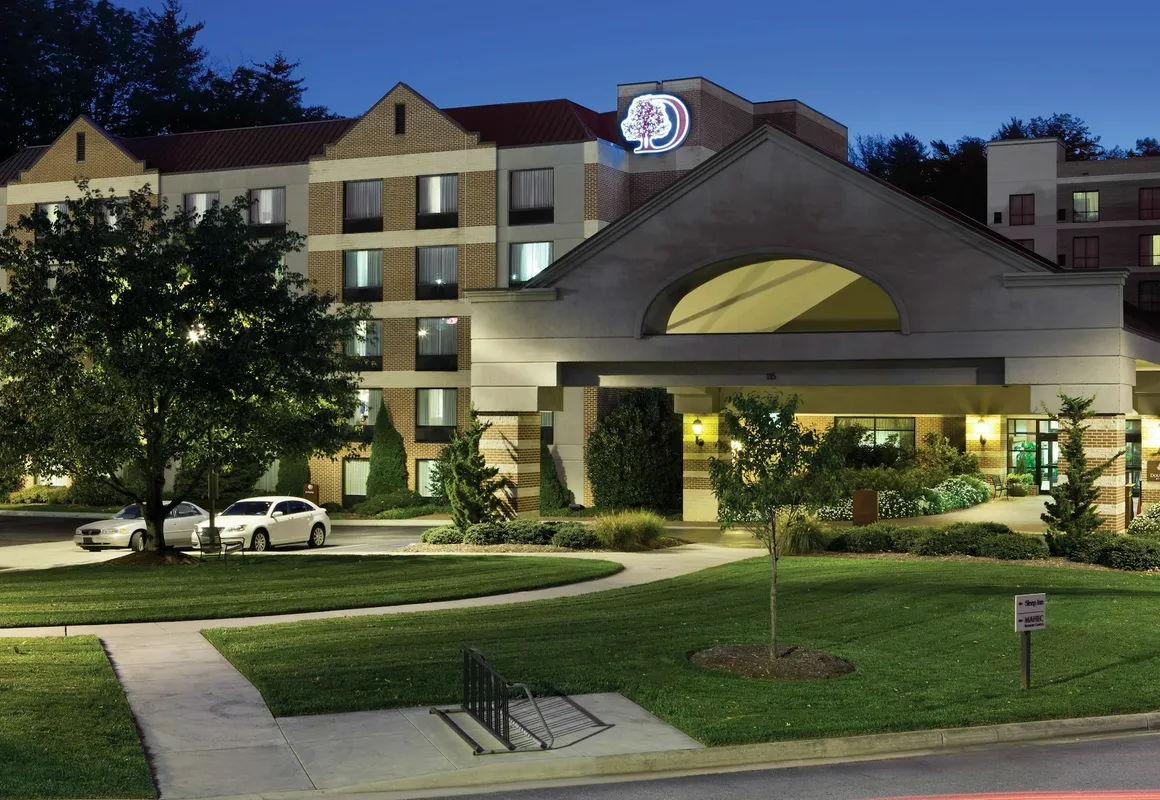 DoubleTree by Hilton Asheville - Biltmore hotel hero