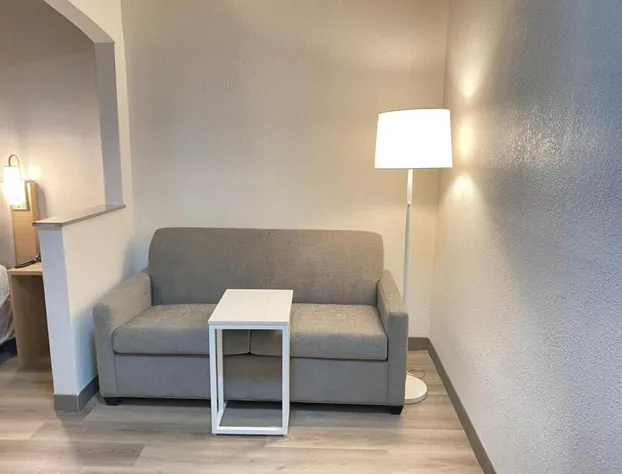 Spark by Hilton Galveston hotel detail image 4