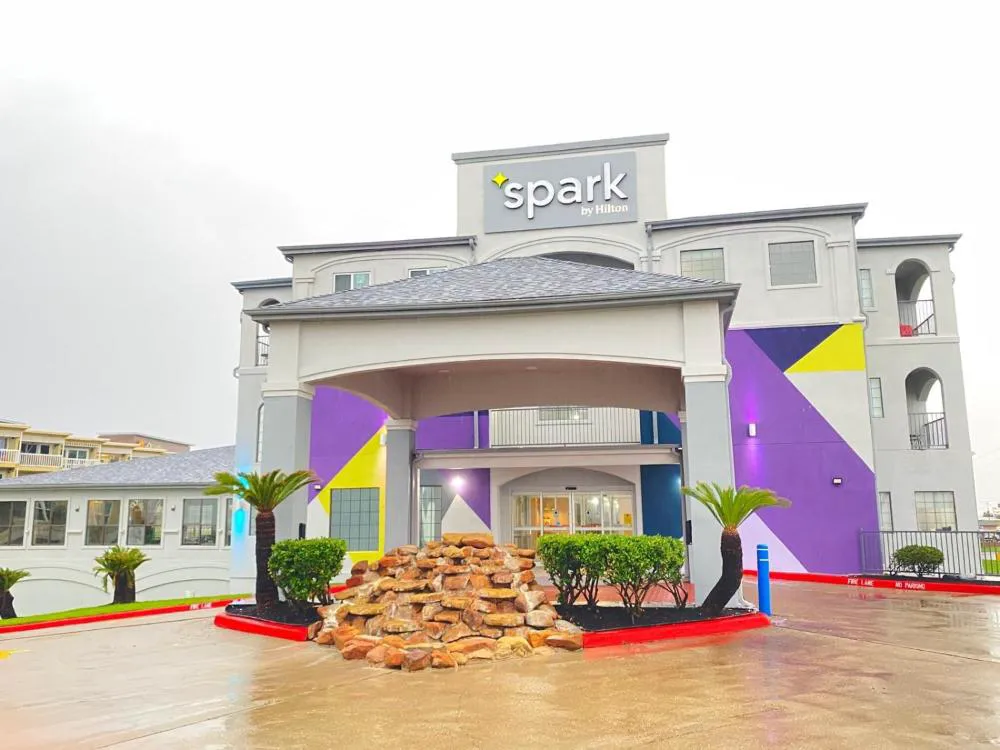 Spark by Hilton Galveston hotel hero