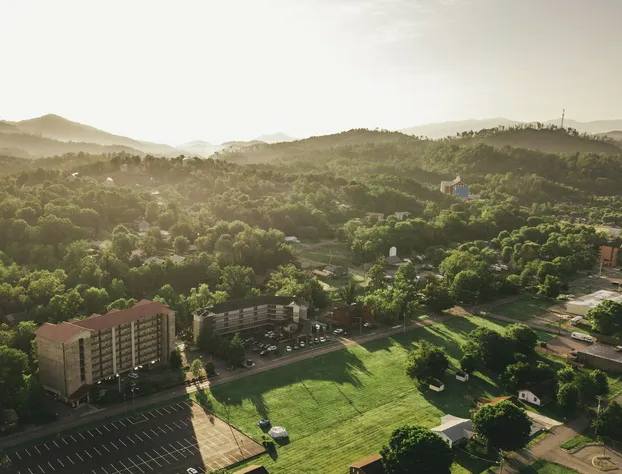 Twin Mountain Inn & Suites hotel detail image 2