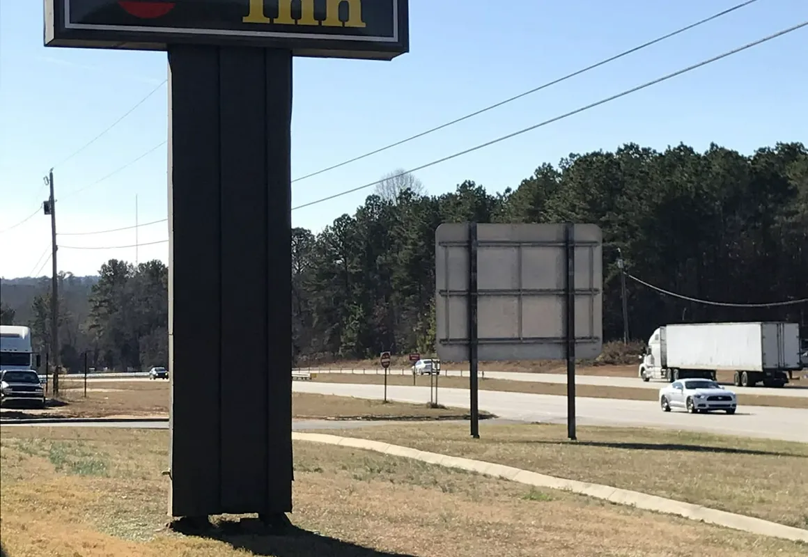 Budget Inn Franklinton hotel hero