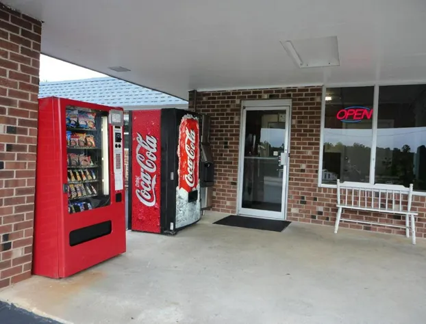 Budget Inn Franklinton hotel detail image 3