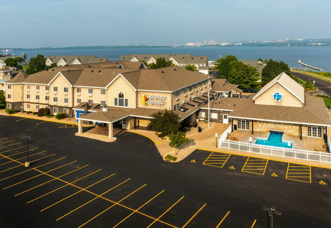 Stoney Creek Hotel Peoria hotel hero