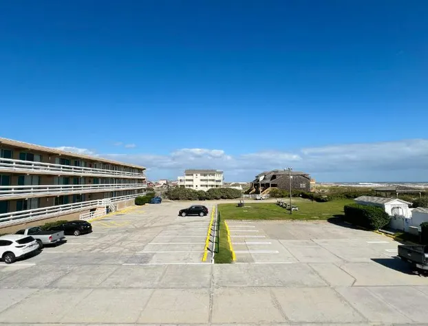 Mariner Inn and Suites hotel detail image 1