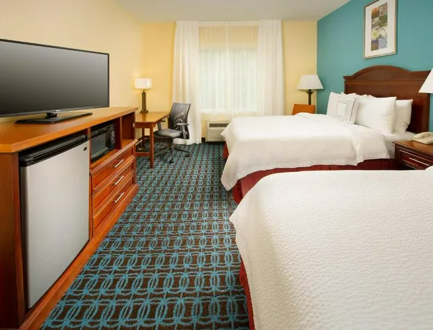 Fairfield Inn & Suites by Marriott Marshall hotel detail image 4