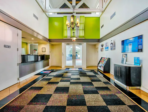 Studio 6 San Antonio, TX - Airport hotel detail image 3