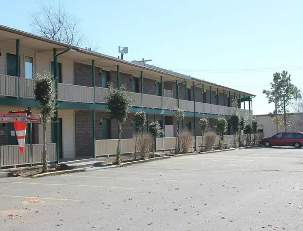 Oakhill Inn Tahlequah hotel detail image 1