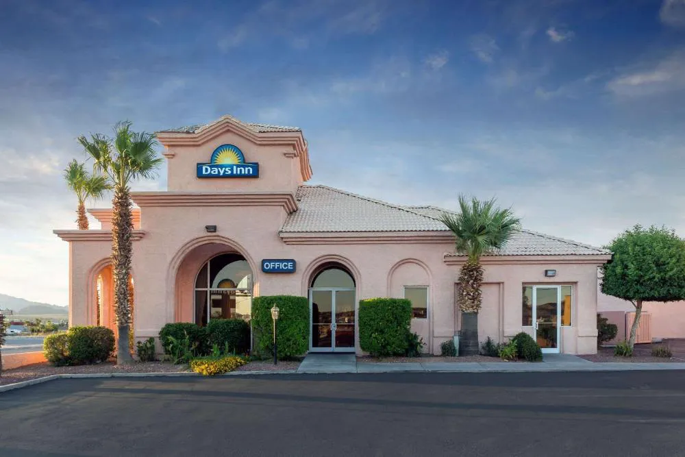 Days Inn by Wyndham Bullhead City hotel hero