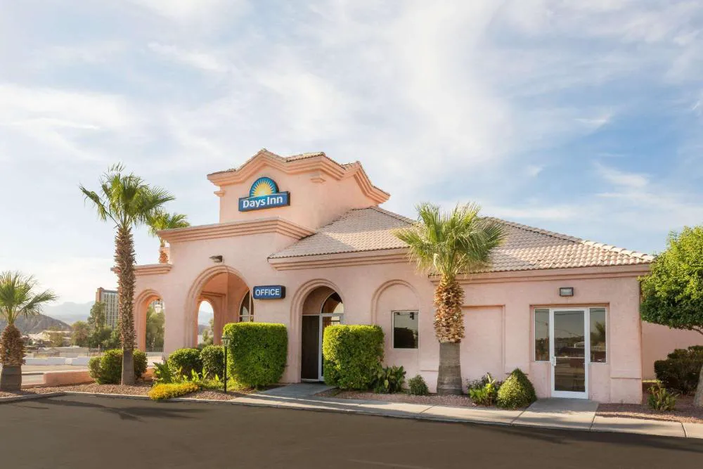 Days Inn by Wyndham Bullhead City hotel hero