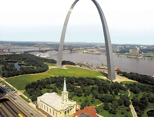 Hilton Pennywell St. Louis at the Arch hotel detail image 2