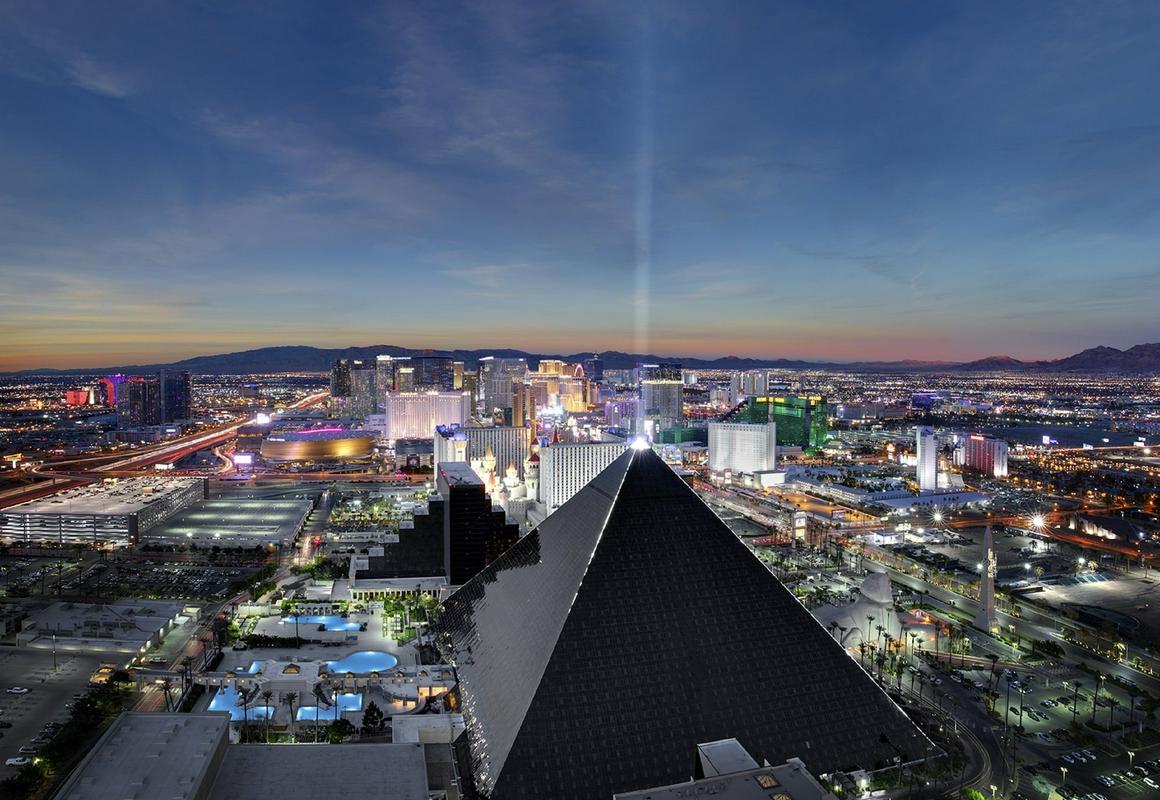Luxor Hotel and Casino hotel hero